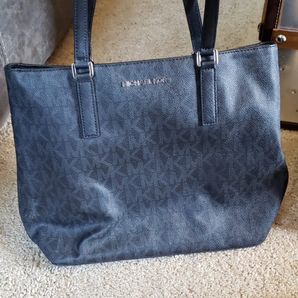 Michael Kors black purse